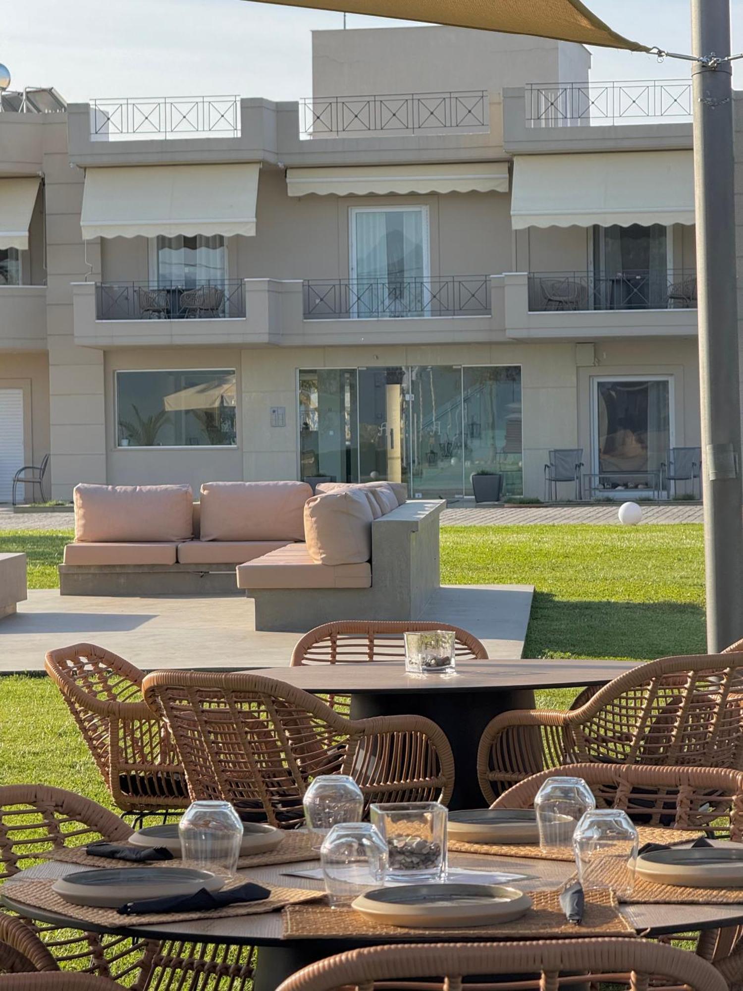 Aparthotel Apolonio Pefki  Esterno foto